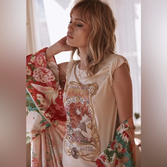 Spell and the Gypsy wild child tee xxs nwt - Picture 3 of 3